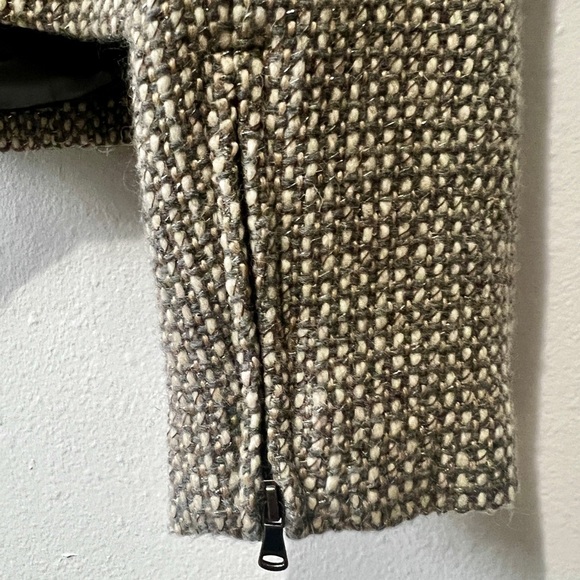 Talbots Tweed Wool Blend Asymmetrical Moto Blazer - Size 10 - Picture 9 of 10